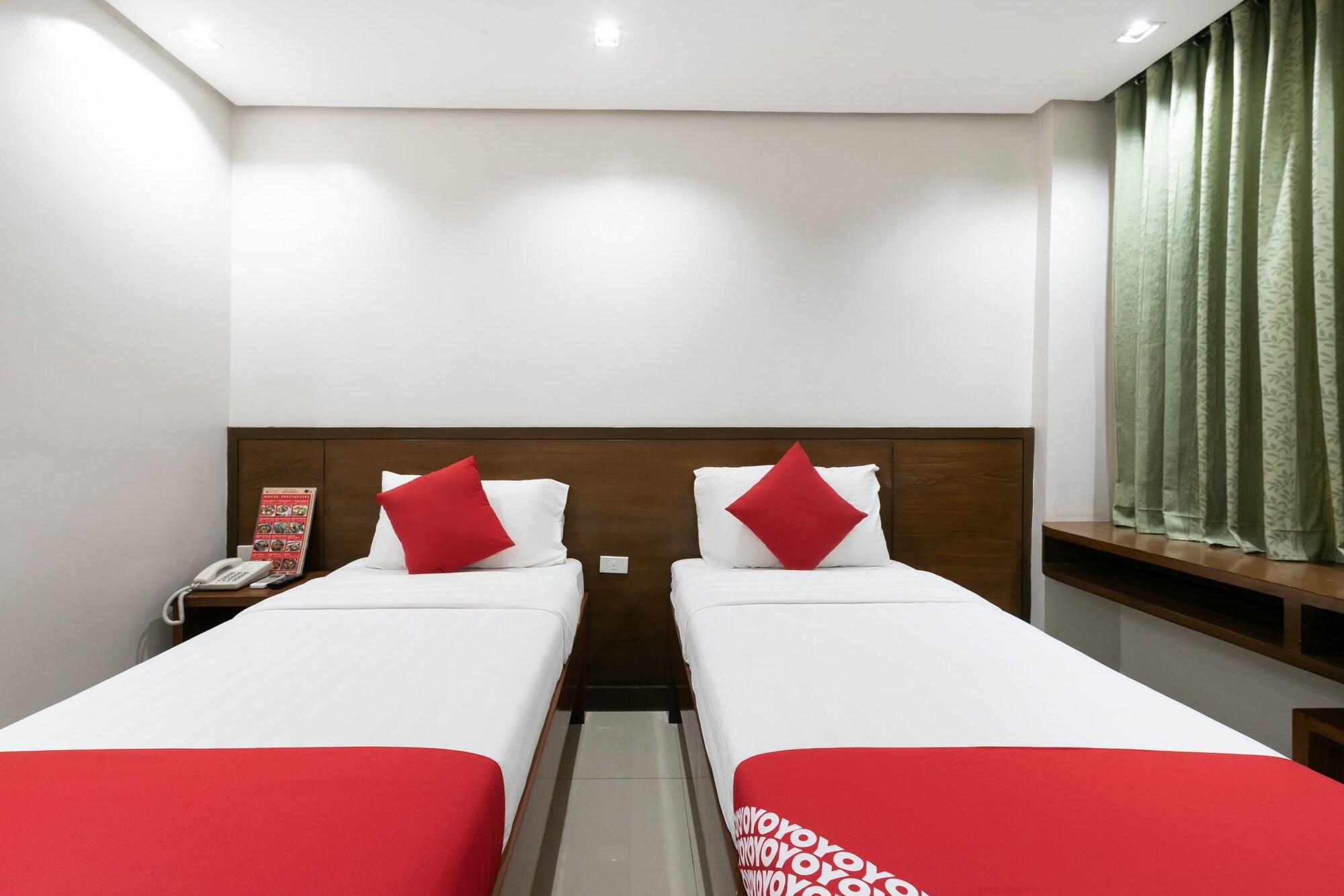 West Makati Hotel Makati City Dış mekan fotoğraf