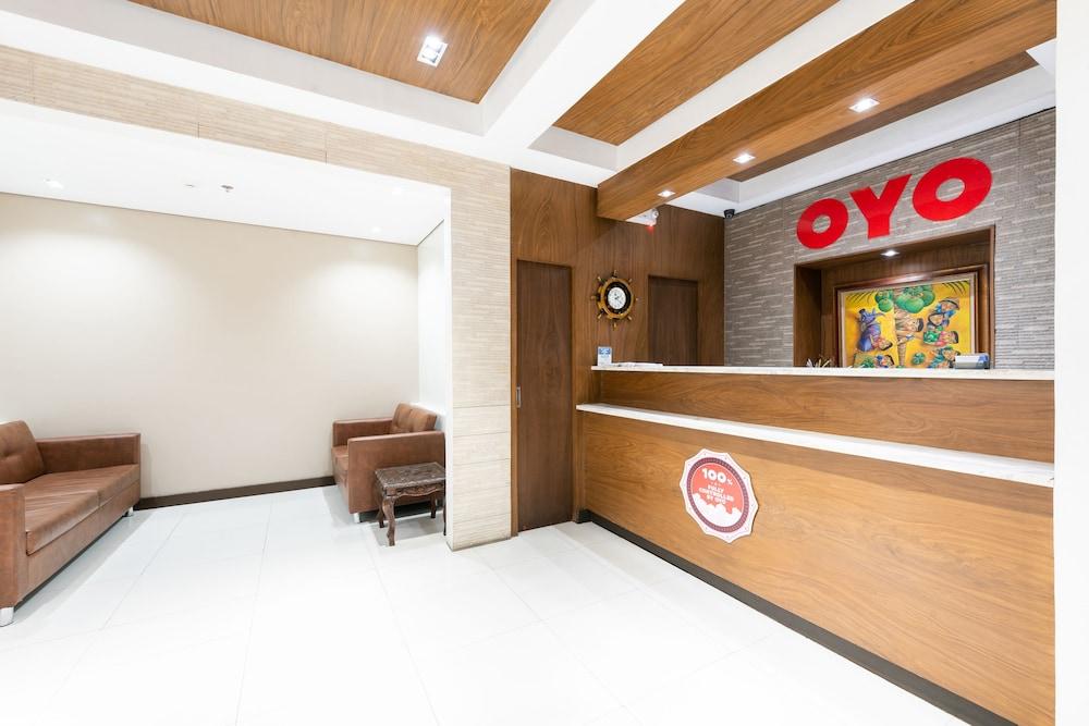 West Makati Hotel Makati City Dış mekan fotoğraf
