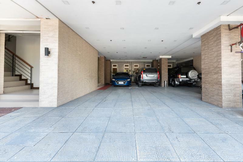 West Makati Hotel Makati City Dış mekan fotoğraf